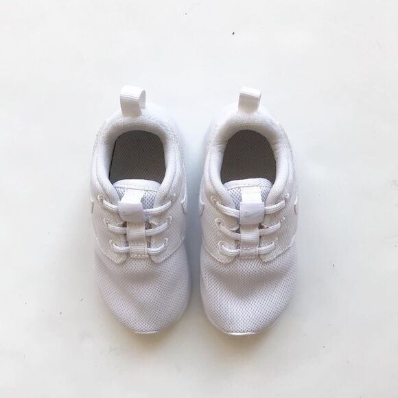 Nike white Roshe sneakers EUC size 8 - Picture 3 of 9
